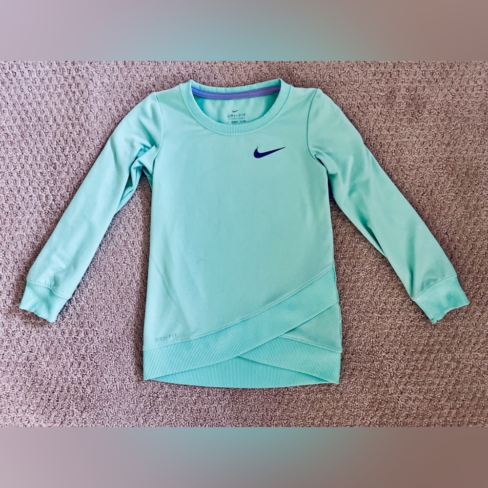 Nike Mint Green Dri-FIT long sleeve sweater with Purple interior Trim